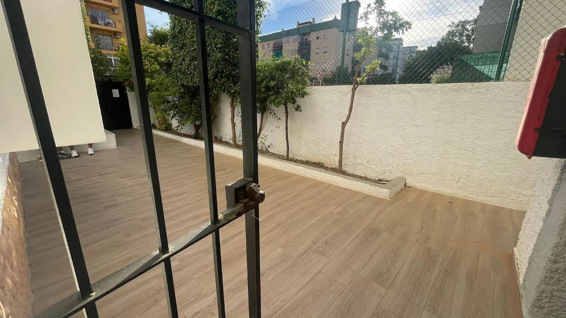 Amazing Apartment With Swimming Pool Torremolinos 0*,
