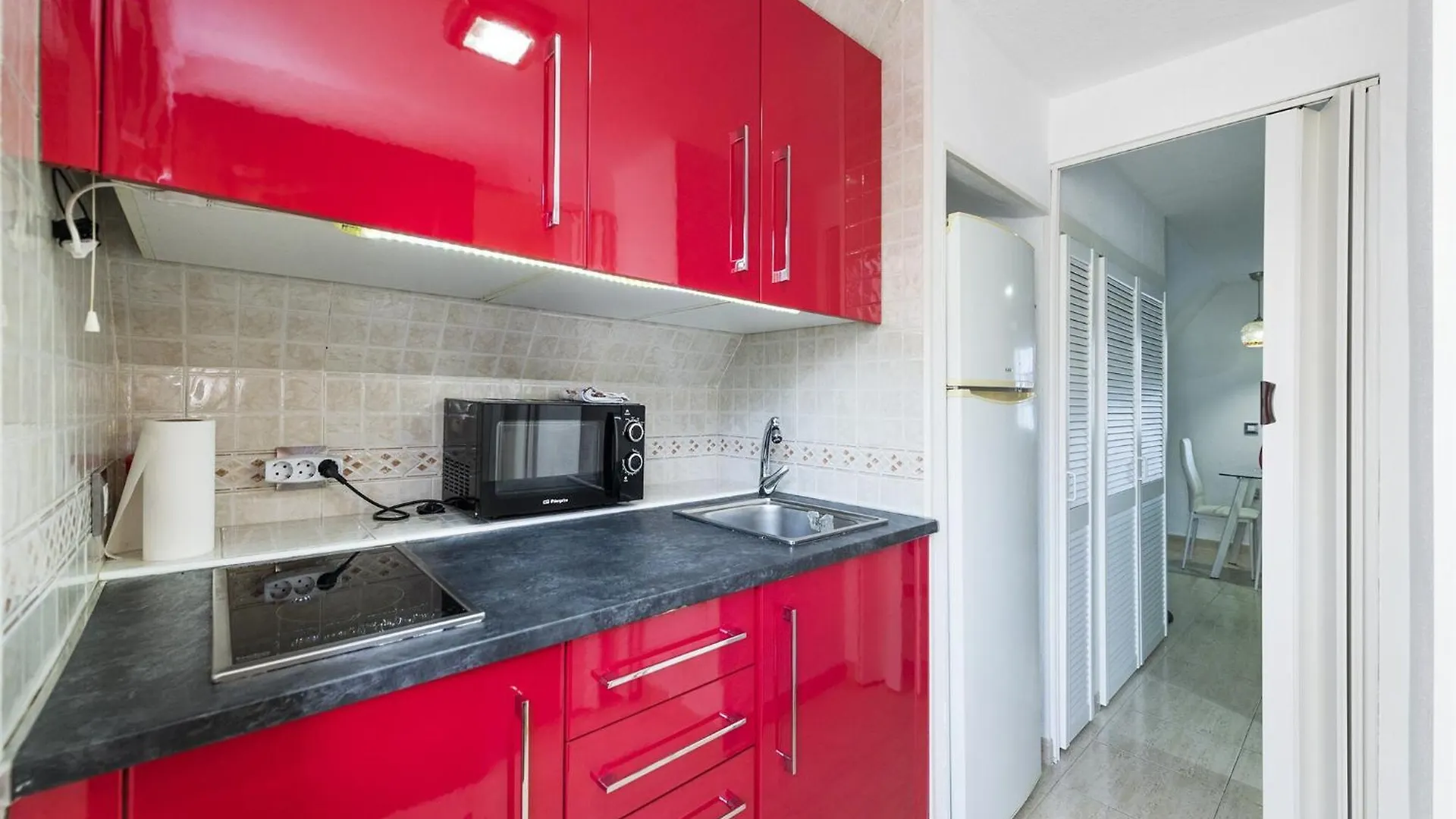 Amazing Apartment With Swimming Pool Torremolinos