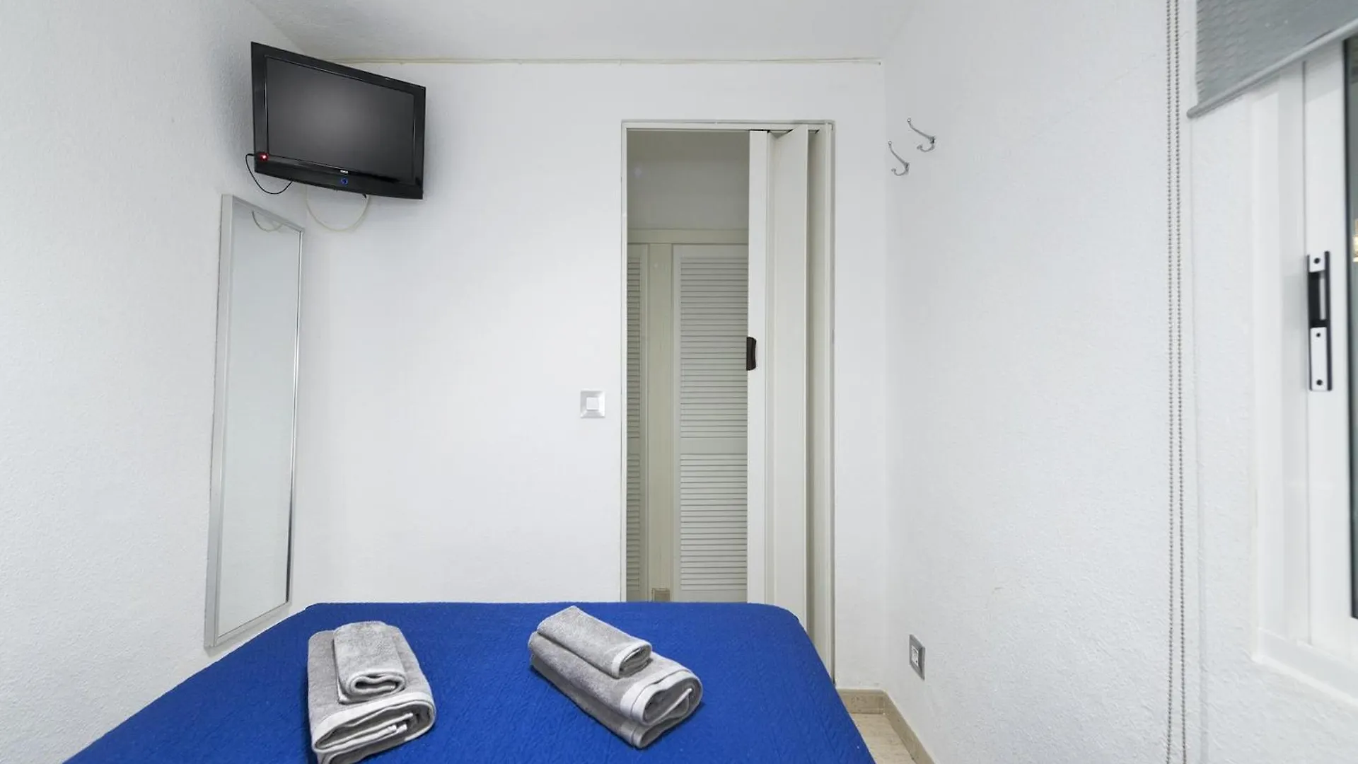 Amazing Apartment With Swimming Pool Torremolinos Spain